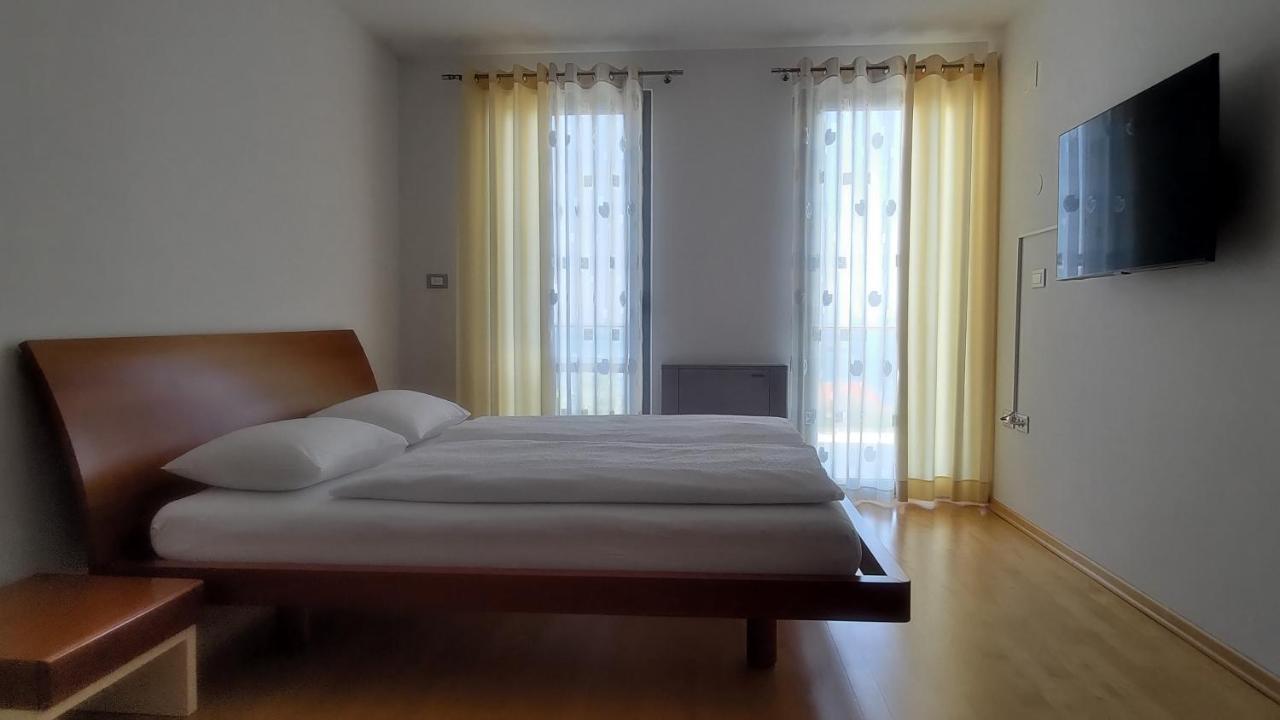 Apartmaji Palea Изола Экстерьер фото